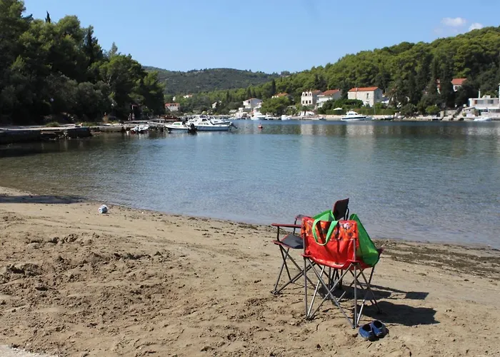 With Parking Space - 9306 شقة *