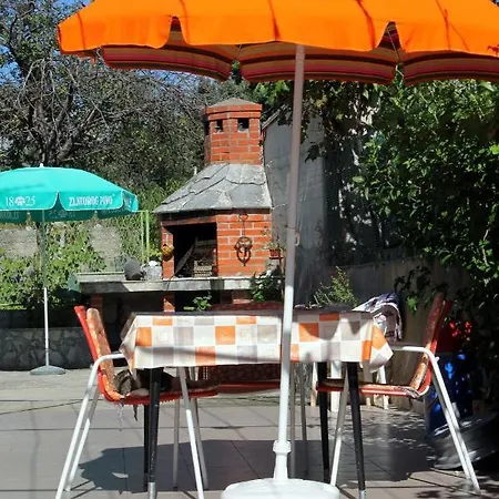 With Parking Space - 9306 아파트 *