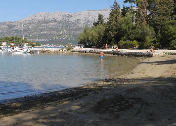 Apartment With Parking Space - 9306 Korcula Town